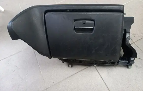 BMW 1 E81 E87 Glove box 9121786 912178615