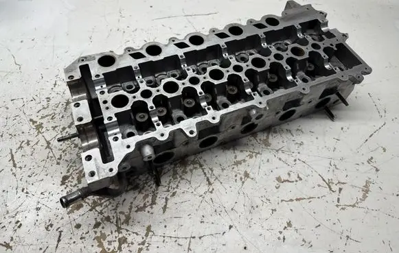 Volvo S80 Engine head 30777365