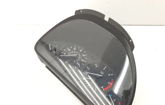 BMW 5 E39 Speedometer (instrument cluster) 6903802 62116903802 88311228