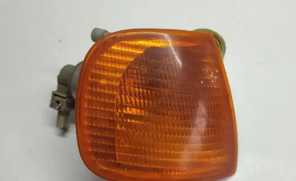 Volkswagen Polo III 6N 6N2 6NF Front indicator light 6K5953050B VALEO 6R01498