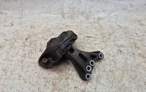 Citroen C3 Aircross Engine mount bracket 9676780580