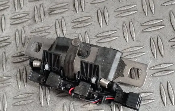 Audi Q5 SQ5 Trunk lock loop 80A827507