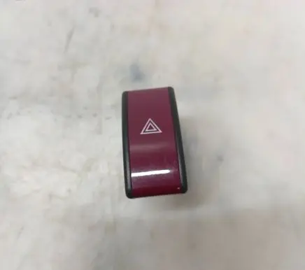 Opel Corsa C Hazard light switch 0524119 13516