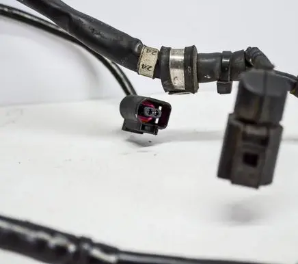 Volkswagen Jetta V Engine installation wiring loom