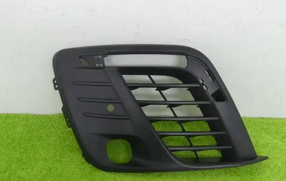 Citroen Jumpy Front bumper lower grill 9811713877