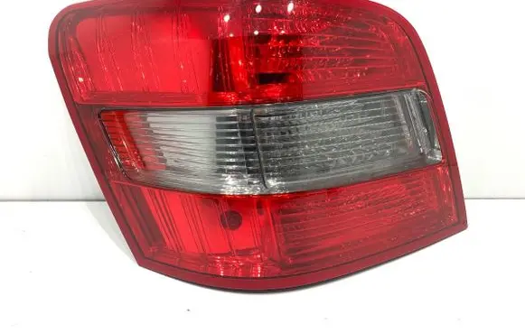 Mercedes-Benz GLK (X204) Rear/tail lights 2048201364