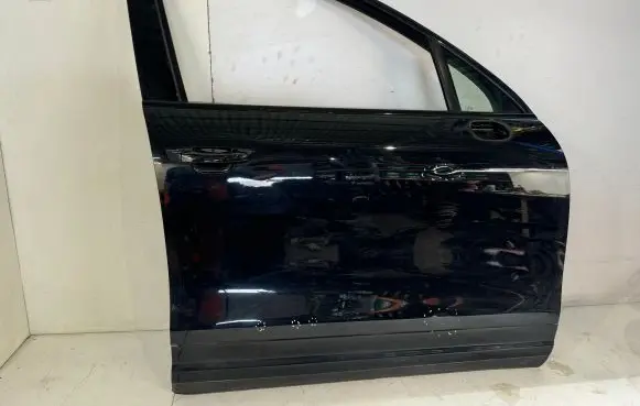 Porsche Cayenne (92A) Front door 7P0831312B