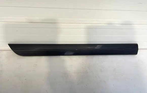 Volkswagen PASSAT B8 Rear door trim (molding) 3G0854950E