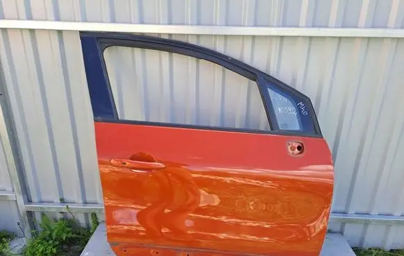 Renault Captur Front door