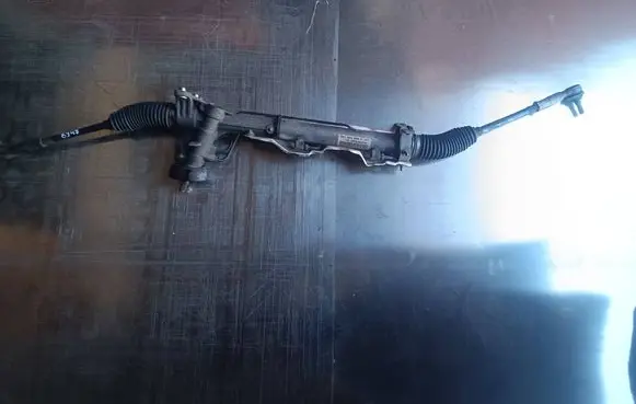 Volkswagen PASSAT B7 Steering rack 561422055F