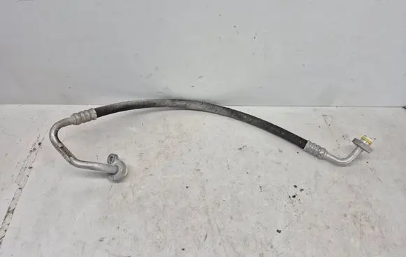 Air conditioning (A/C) pipe/hose