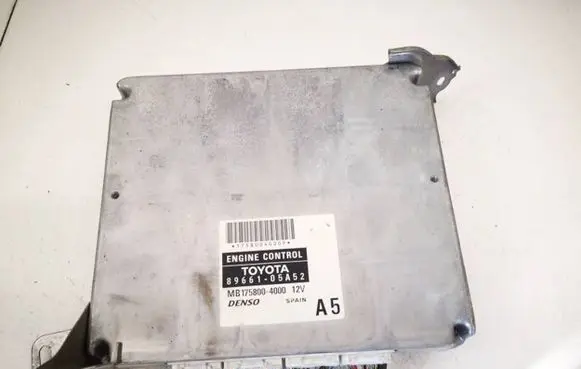Toyota Avensis T250 Engine control unit/module 8966105a52 89661-05a52