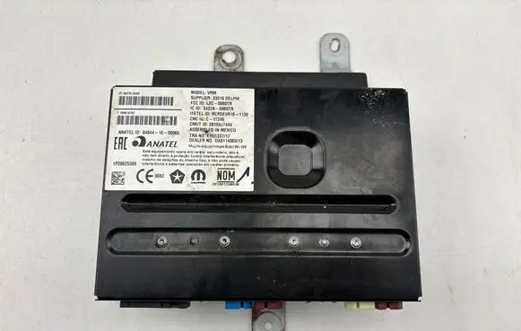 Chrysler Pacifica Video control module 68376134AD L2C0060TR 201601C08038