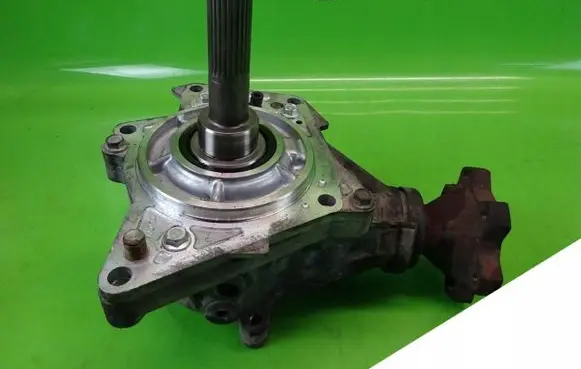 Nissan Murano Z51 Gearbox transfer box case 