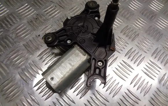 Opel Insignia A Wiper motor 13269910