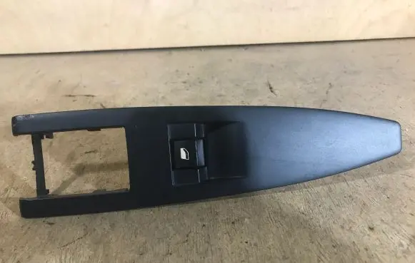 Citroen C6 Electric window control switch 96519386