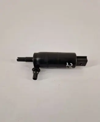 Volkswagen Touran II Windscreen/windshield washer pump 6R0955681