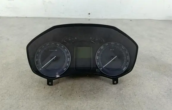 Skoda Octavia Mk2 (1Z) Speedometer (instrument cluster) 1Z0920810B