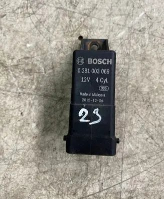 Fiat Fullback Glow plug pre-heat relay 0181003069