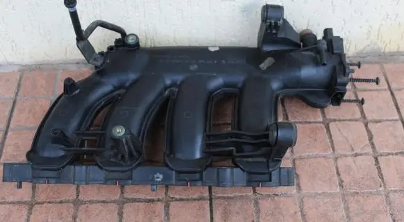 Mercedes-Benz C W203 Intake manifold A2711401101