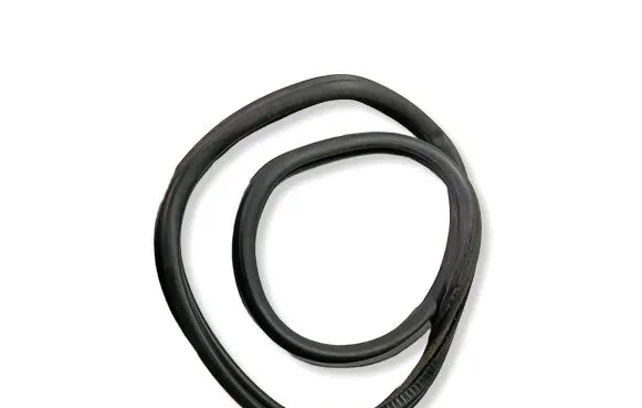 Chrysler Crossfire Trunk rubber seal (body) 