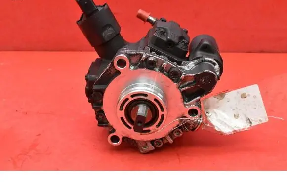 Ford Mondeo MK IV Fuel injection high pressure pump A2C27100268