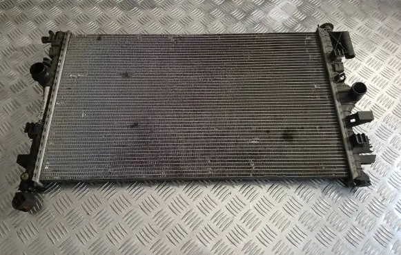 Opel Insignia A Coolant radiator 13241725 S8112001