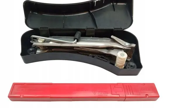 Audi A8 S8 D3 4E Lift Jack 4E0011031A