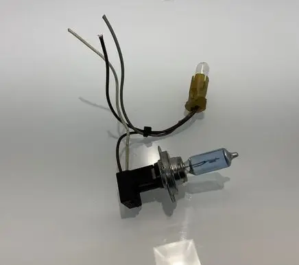 Mercedes-Benz C W203 Headlight/headlamp bulb 