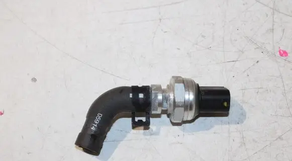 Nissan Qashqai Exhaust gas pressure sensor H8200443536
