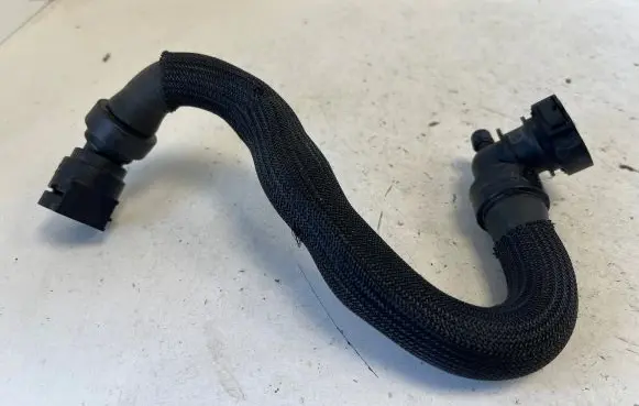 Opel Mokka B Engine coolant pipe/hose PA66GF25
