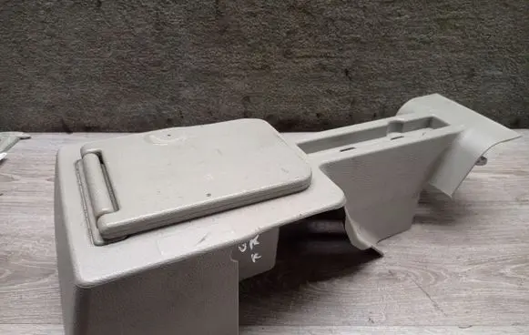 Volvo XC90 Glove box central console 8665779