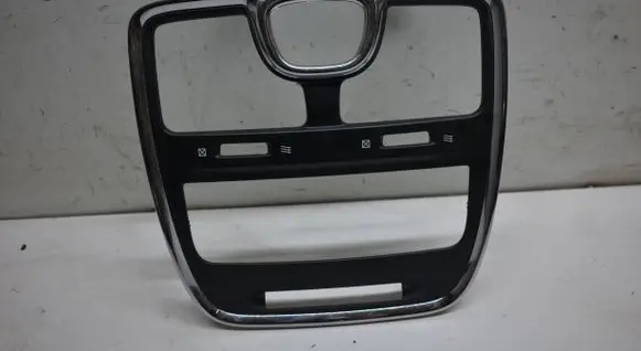 Chrysler Town u0026 Country V Climate control/heater control trim 1PE401X9AE