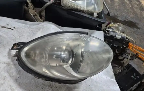 Mercedes-Benz R W251 Headlight/headlamp 26344802