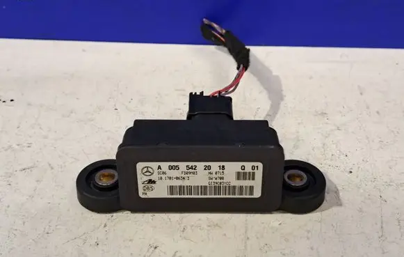 Mercedes-Benz GL X164 Acceleration sensor A0055422018