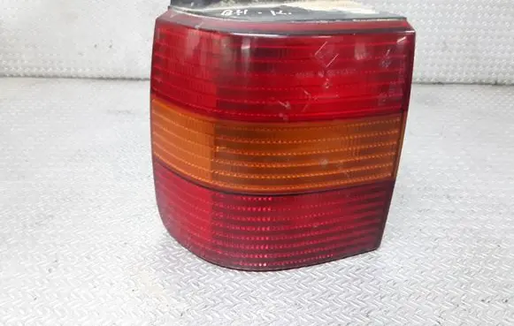 Volkswagen PASSAT B4 Rear/tail lights 3A9945111