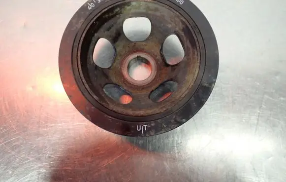 Mercedes-Benz C W203 Crankshaft pulley A2710300003