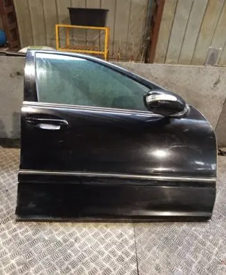 Mercedes-Benz C W203 Front door