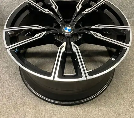 BMW X6M G06 F96 R22 alloy rim 6856026