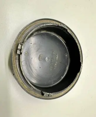 Opel Vectra B Headlight/headlamp dust cover 14735200