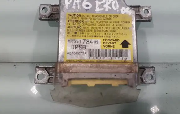 Mitsubishi Pajero Airbag control unit/module MR551774DPSB