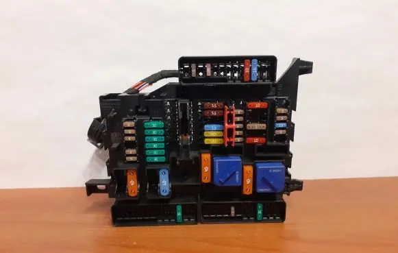 Audi A3 8Y Fuse box set 9270355 9270356