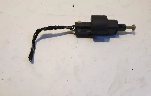 Opel Zafira A Brake pedal sensor switch 09132299 09175172