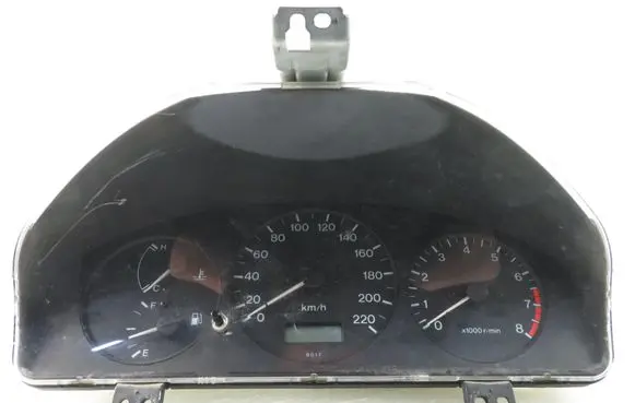 Mazda 323 Speedometer (instrument cluster) BG2SB