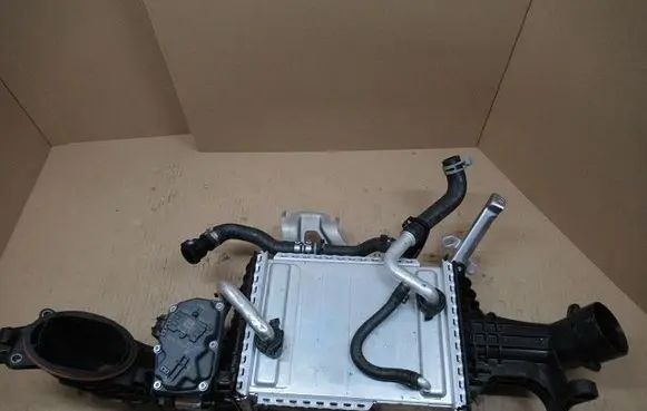 Mercedes-Benz Sprinter W906 Intercooler radiator A6560900300-T-II