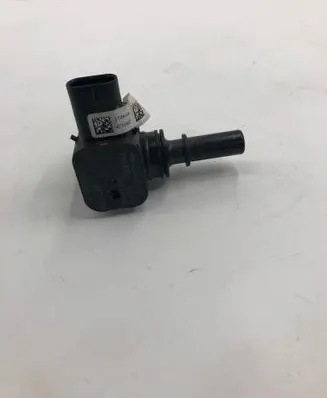Citroen C4 III e-C4 Air pressure sensor 9824451880