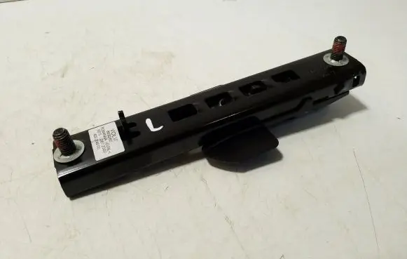 Volvo XC40 Seat belt adjustment rail 8632605 620249800