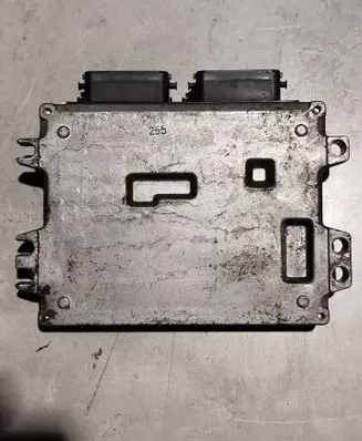 Suzuki SX4 Engine control unit/module 3392079j1 33920-79j1