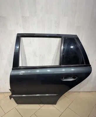 Mercedes-Benz E W211 Rear door