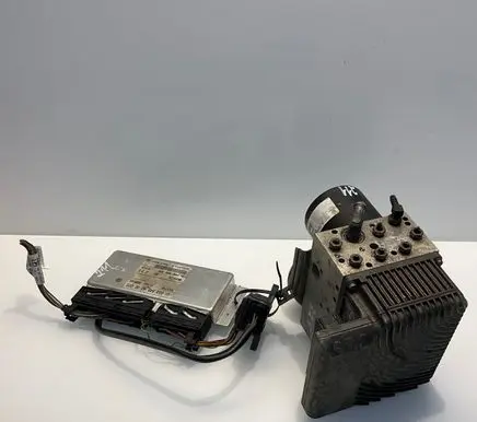 Mercedes-Benz E W211 ABS Pump A0044316912 0265250026 3841010364